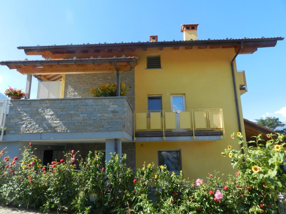 كوليكو Residence Girasole Casa Gialla المظهر الخارجي الصورة